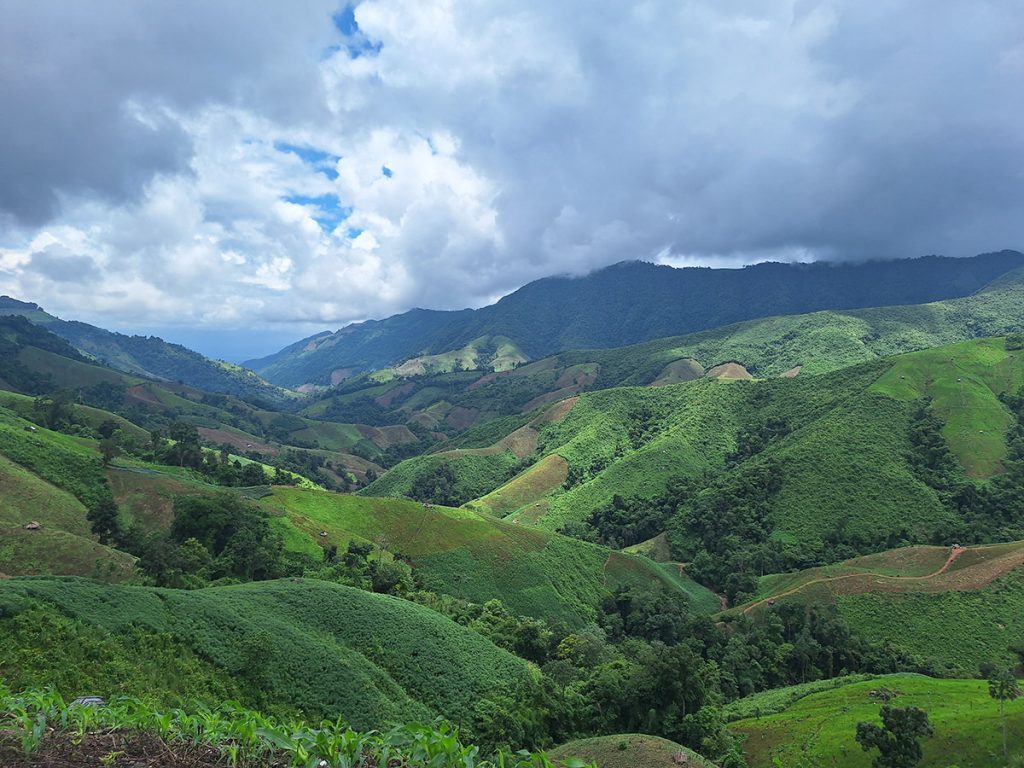 ที่เที่ยวน่าน รถพร้อมคนขับน่าน เที่ยวน่านแบบส่วนตัว