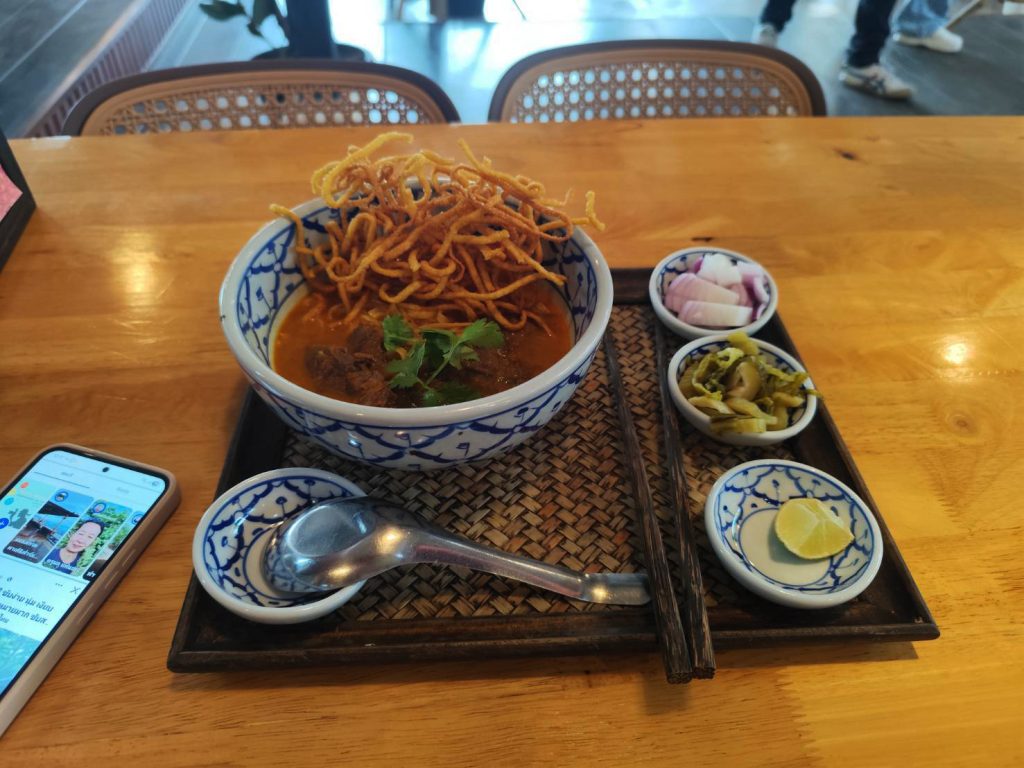 ข้าวซอย น่าน เฮือนภูคา